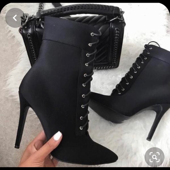 Fashion nova heels - Picture 3 of 9